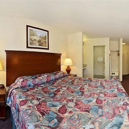 Americas Best Value Inn Novato Marin Sonoma מראה חיצוני תמונה