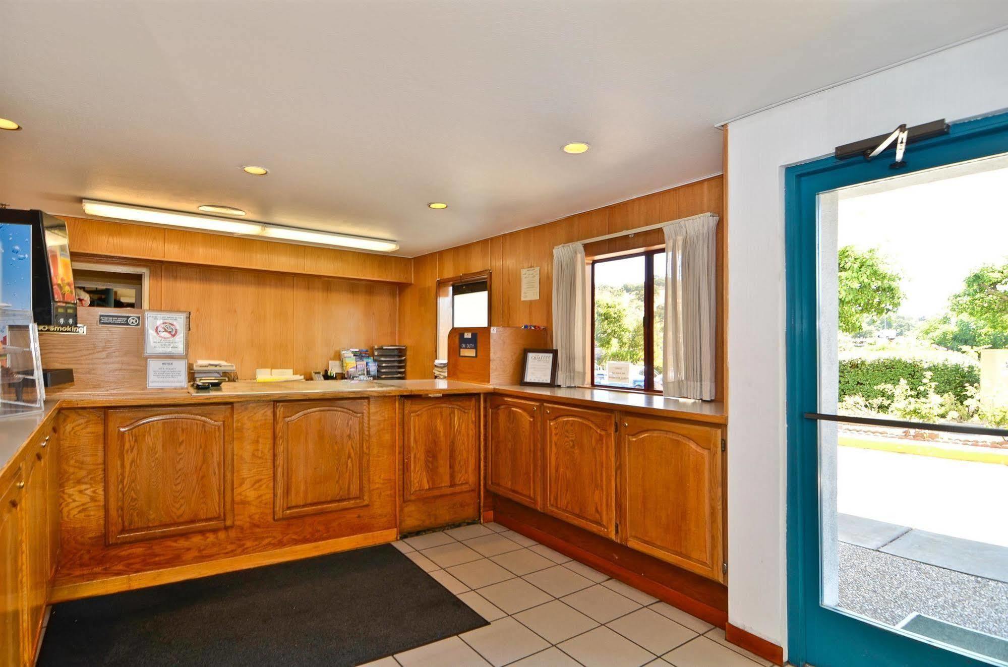Americas Best Value Inn Novato Marin Sonoma מסעדה תמונה